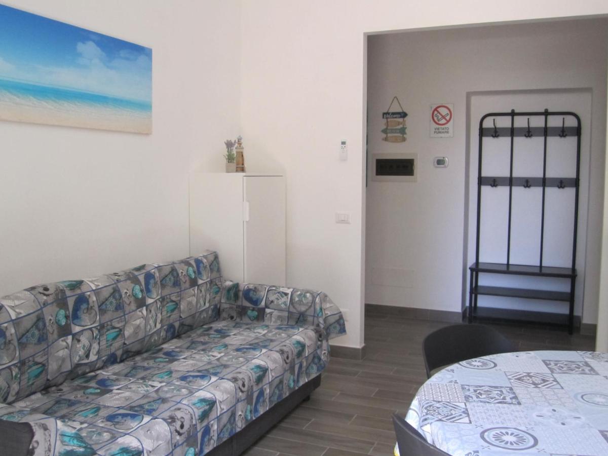 Piuma Celeste A Due Passi Dal Mare E Dal Centro Storico Lido di Ostia Exterior photo